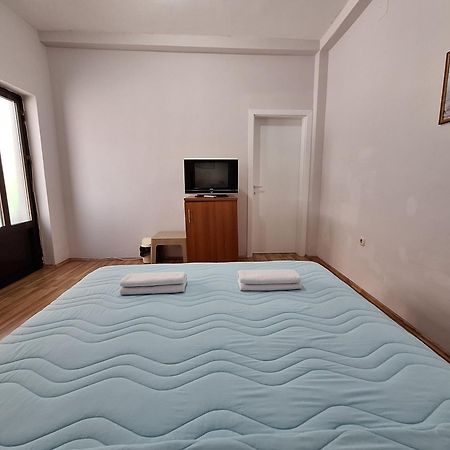 Studio Apartments Oleg Ohrid Exterior foto